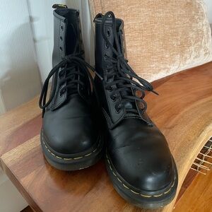 Dr Marten 1460s Lace Up Boots
